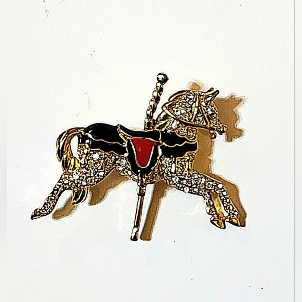 Brooch